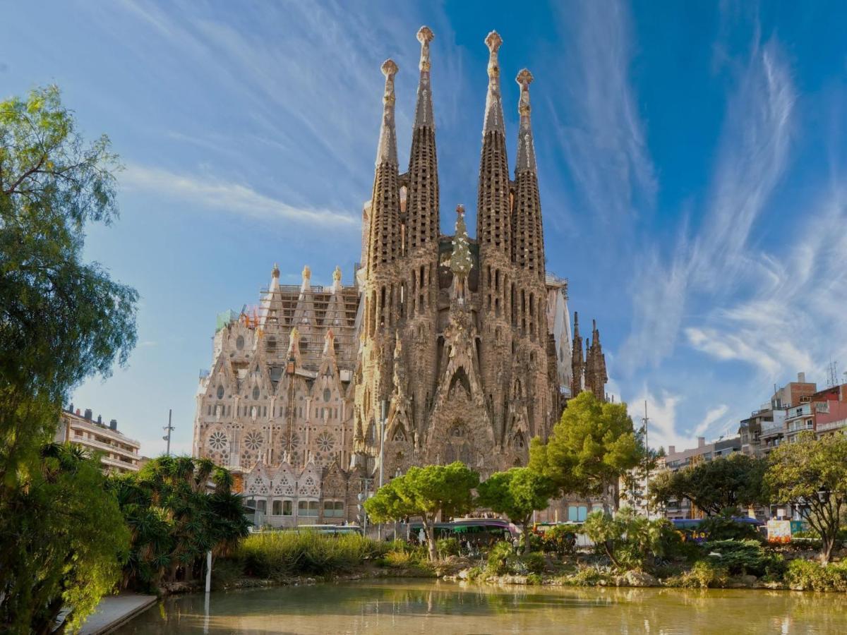 Entire New Apartment 20' From Barcelona Sabadell Buitenkant foto